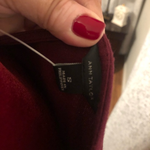 ANN TAYLOR formal evening wrap burgundy midi dress/size S - Picture 5 of 11